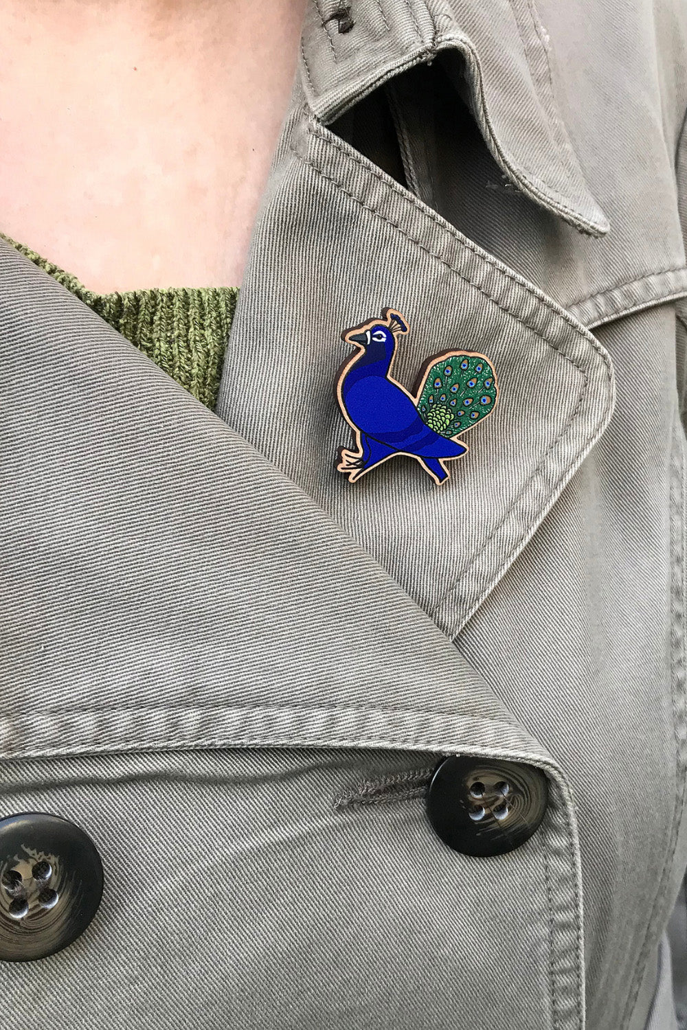 Peacock Pigeon Pin