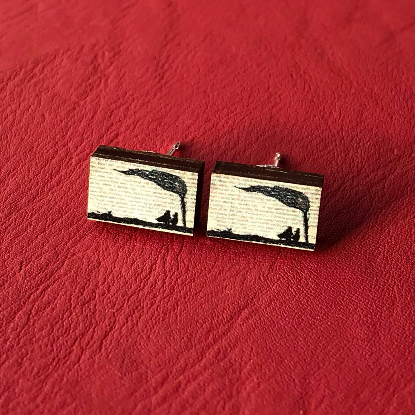 Classic Literature Wuthering Heights Silhouette Stud Earrings